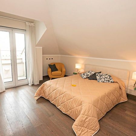Apartmán Real Italian Estate - Penthouse Janov Exteriér fotografie
