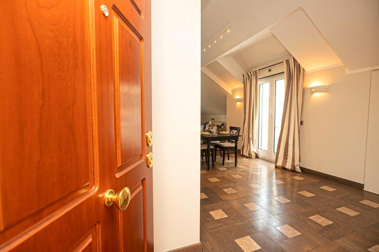 Apartmán Real Italian Estate - Penthouse Janov Exteriér fotografie